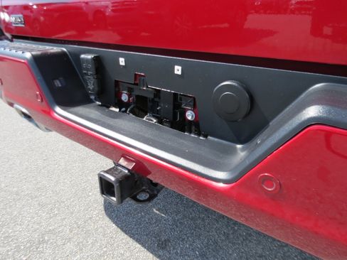 Used 2024 Chevrolet Silverado 1500 High Country w/ High Country Premium Package image 28