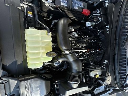 New 2025 Lincoln Navigator L Reserve image 7