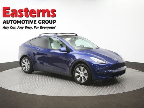 Used 2021 Tesla Model Y Long Range AWD/4WD image 44