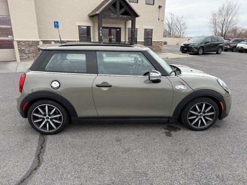 Used 2019 MINI Cooper S w/ Signature Upholstery Package image 7