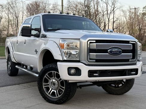 Used 2014 Ford F250 Platinum w/ Snow Plow Prep Package AWD/4WD image 2