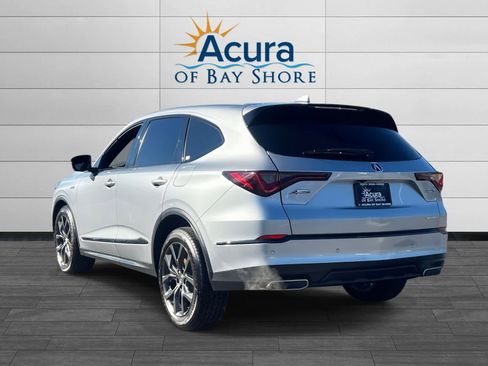 Used 2023 Acura MDX A-Spec image 2