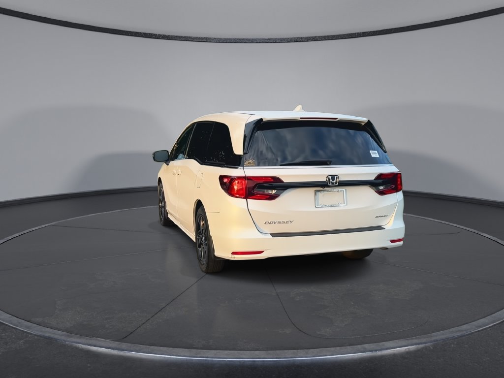 Used 2024 Honda Odyssey Sport image 7