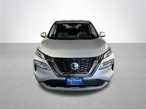 Used 2021 Nissan Rogue SV AWD/4WD image 3