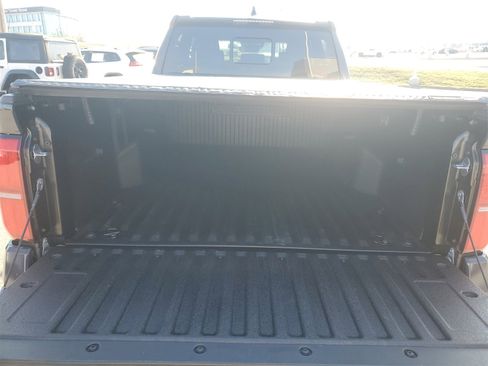 Certified 2025 Toyota Tacoma SR5 image 7