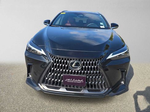 Certified 2025 Lexus NX 250 FWD image 8