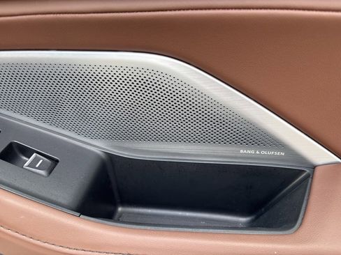 Used 2025 Acura MDX w/ Technology Package image 44