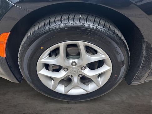 Used 2019 Chrysler Pacifica Limited FWD image 18