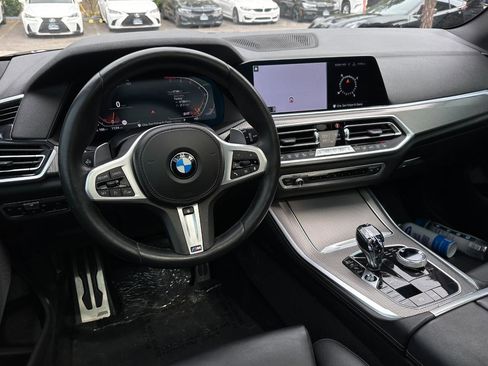 Used 2019 BMW X5 xDrive40i w/ M Sport Package image 2