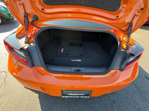 Used 2023 Toyota GR86 10th Anniversary SE image 25