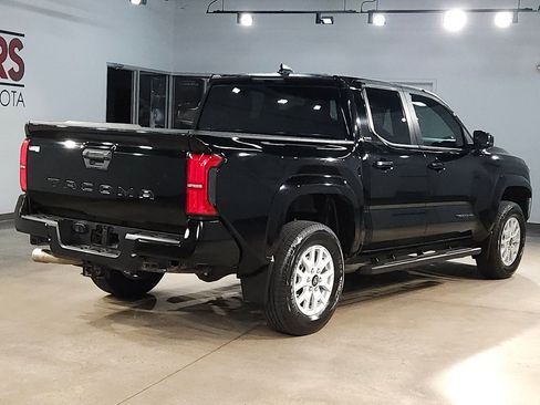 Used 2024 Toyota Tacoma SR5 RWD image 7