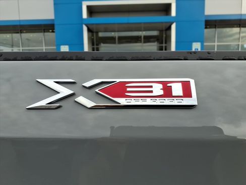 Used 2024 GMC Sierra 1500 Elevation image 6