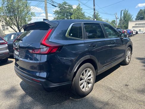 Used 2023 Honda CR-V EX image 2
