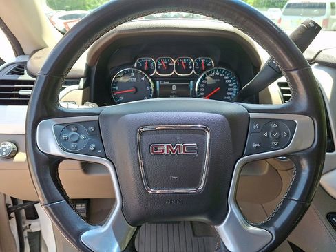 Used 2019 GMC Yukon SLT w/ Premium Edition AWD/4WD image 27