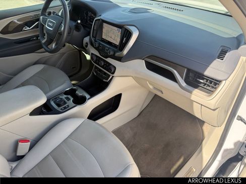 Used 2023 GMC Terrain Denali w/ Denali Premium Package image 31