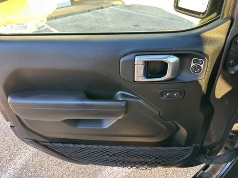 Certified 2021 Jeep Wrangler Unlimited Sport image 26