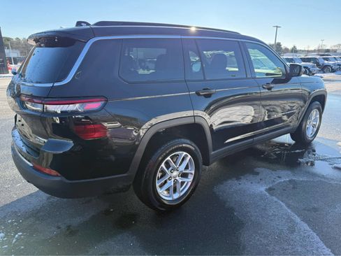 Used 2025 Jeep Grand Cherokee L Laredo w/ Luxury Tech Group I image 11