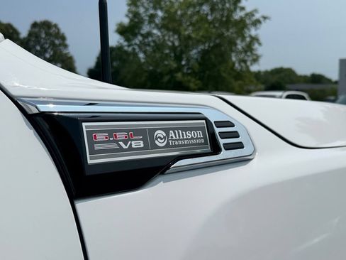 Used 2024 GMC Sierra 3500 SLE w/ SLE Convenience Package AWD/4WD image 35