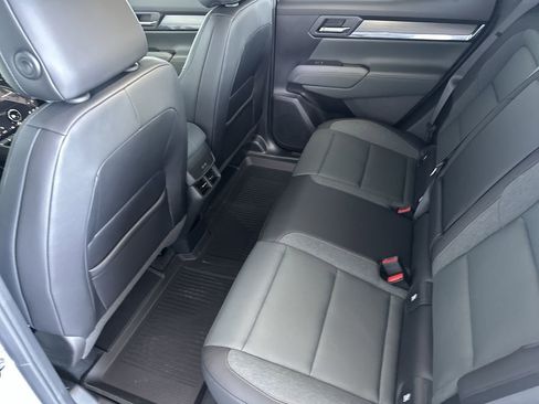 New 2026 GMC Terrain AT4 w/ Technology Package II AWD/4WD image 29