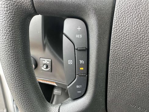 New 2025 Chevrolet Express 3500 w/ Power Convenience Package image 11
