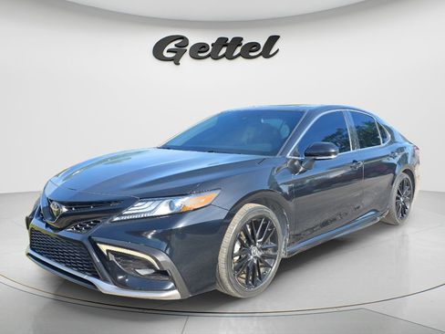 Used 2021 Toyota Camry XSE w/ Cold Weather Package image 1