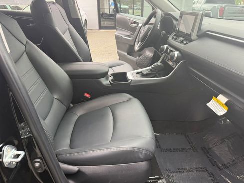 Used 2023 Toyota RAV4 XLE Premium AWD/4WD image 12