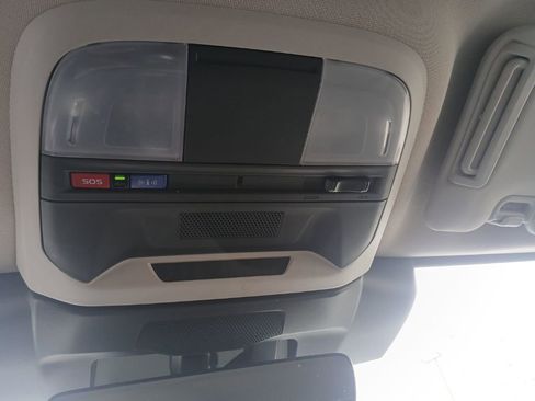 Used 2024 Subaru Crosstrek 2.0i Premium image 22