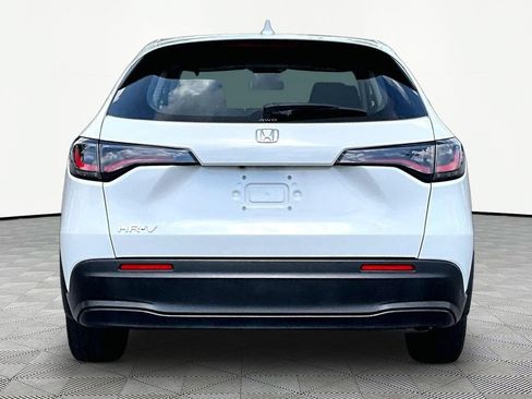 Used 2023 Honda HR-V LX image 7