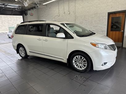 Used 2017 Toyota Sienna XLE w/ XLE Navigation Package