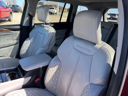 Used 2022 Jeep Grand Cherokee Summit w/ Adv Protech Group IV image 33