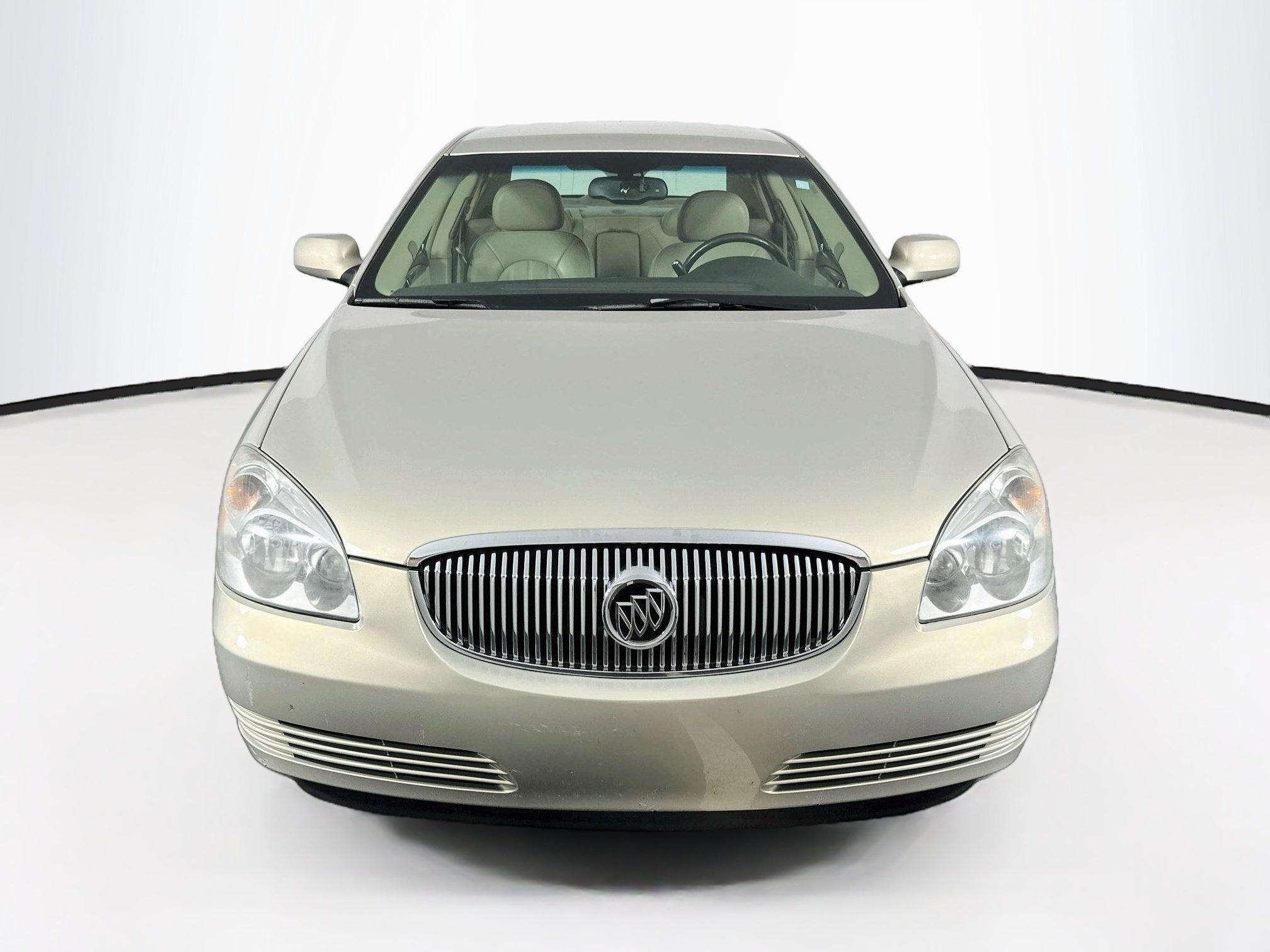 Used 2008 Buick Lucerne CXL w/ Luxury Package FWD image 2