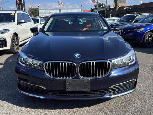 Used 2019 BMW 740i xDrive 740i xDrive w/ Executive Package image 2