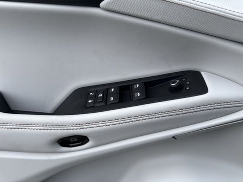 New 2026 Jeep Cherokee Limited image 15