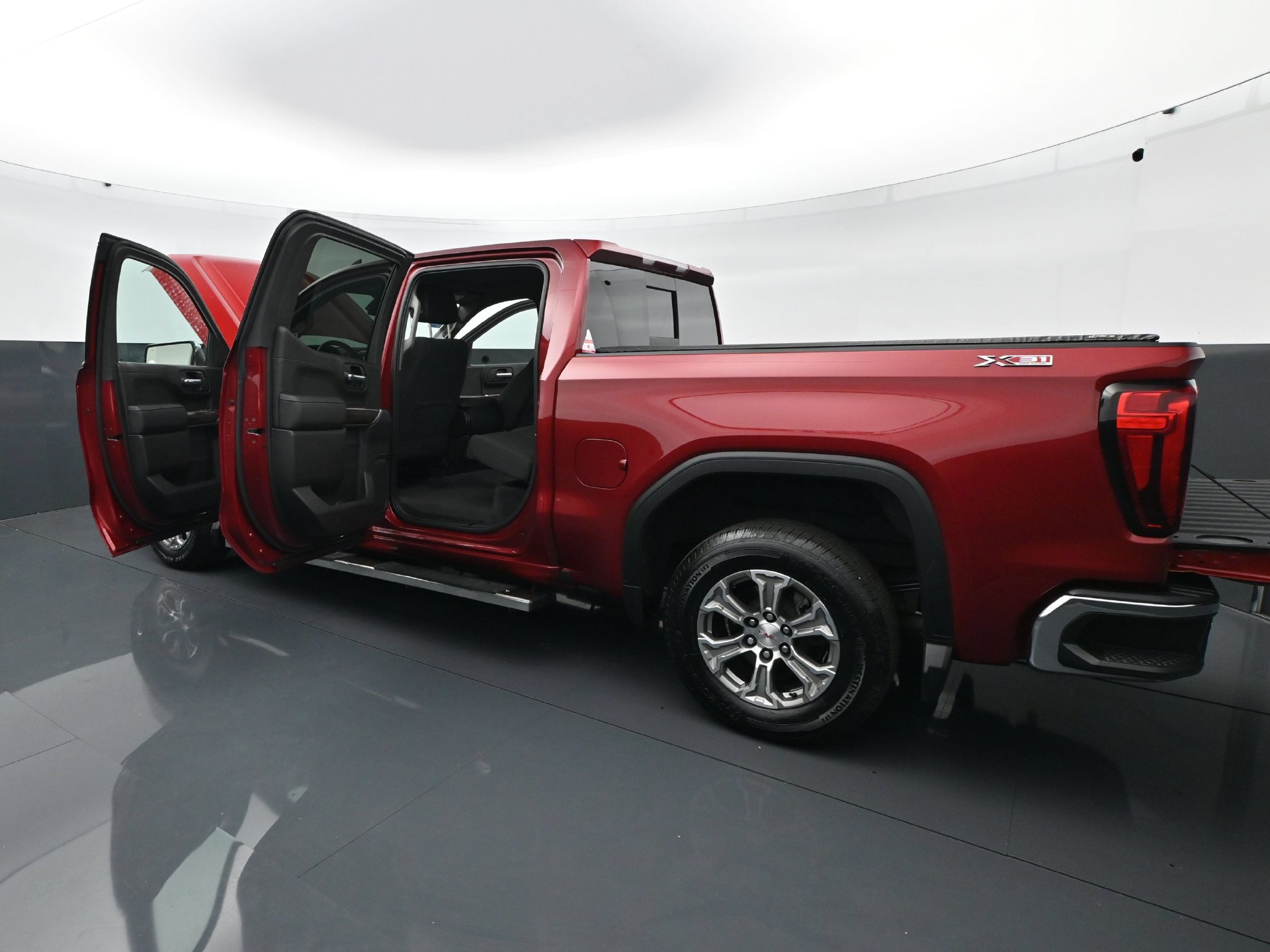 Used 2020 GMC Sierra 1500 SLE w/ SLE Value Package AWD/4WD image 32