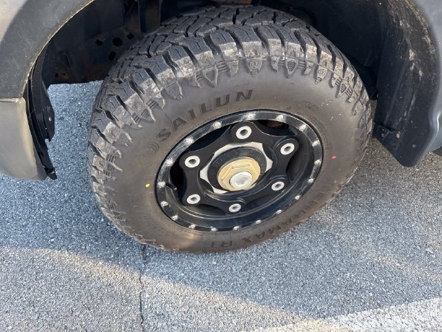 Used 2017 Ford F150 XL w/ Equipment Group 101A Mid AWD/4WD image 11