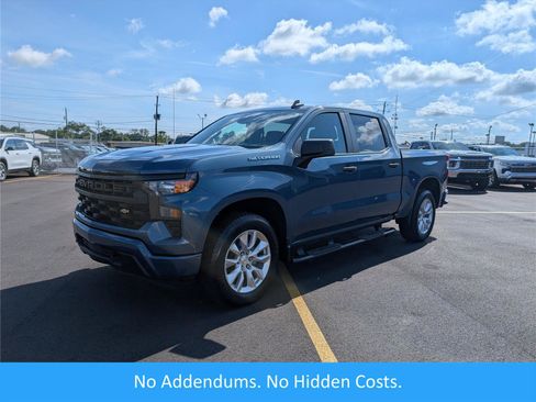 Used 2024 Chevrolet Silverado 1500 Custom AWD/4WD image 1