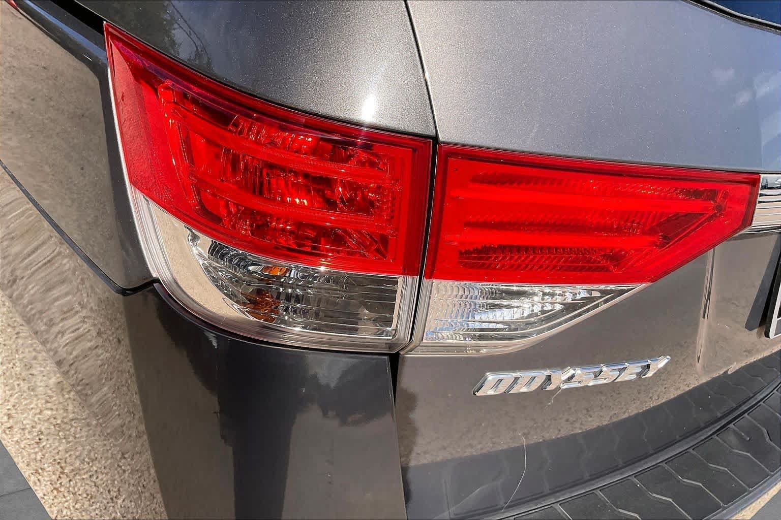Used 2016 Honda Odyssey EX-L image 28