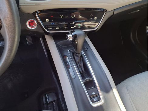 Used 2022 Honda HR-V EX image 7