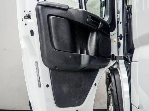 Used 2024 RAM ProMaster 2500 w/ Convenience Group FWD image 26