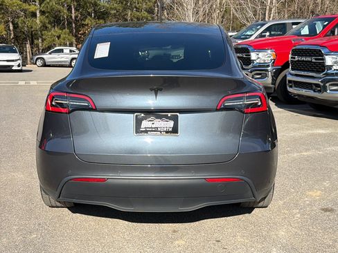 Used 2021 Tesla Model Y 2WD image 11