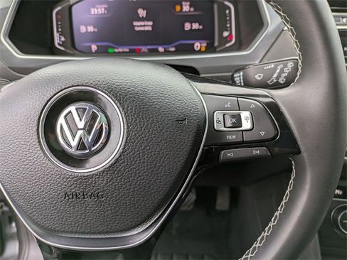 Used 2021 Volkswagen Tiguan SEL image 16