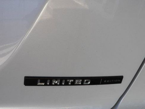 New 2026 Mitsubishi Eclipse Cross LE image 9