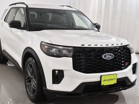 New 2026 Ford Explorer ST w/ Sun And Sound Package AWD/4WD image 4