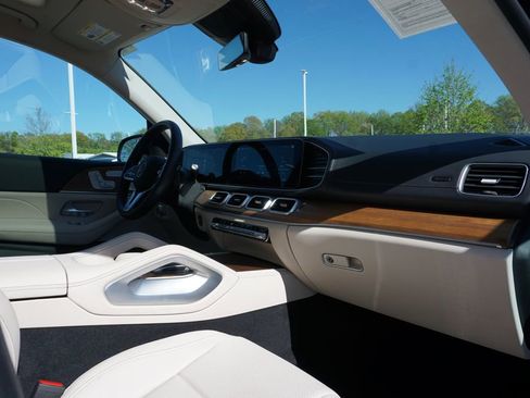 Certified 2022 Mercedes-Benz GLS 450 4MATIC image 50