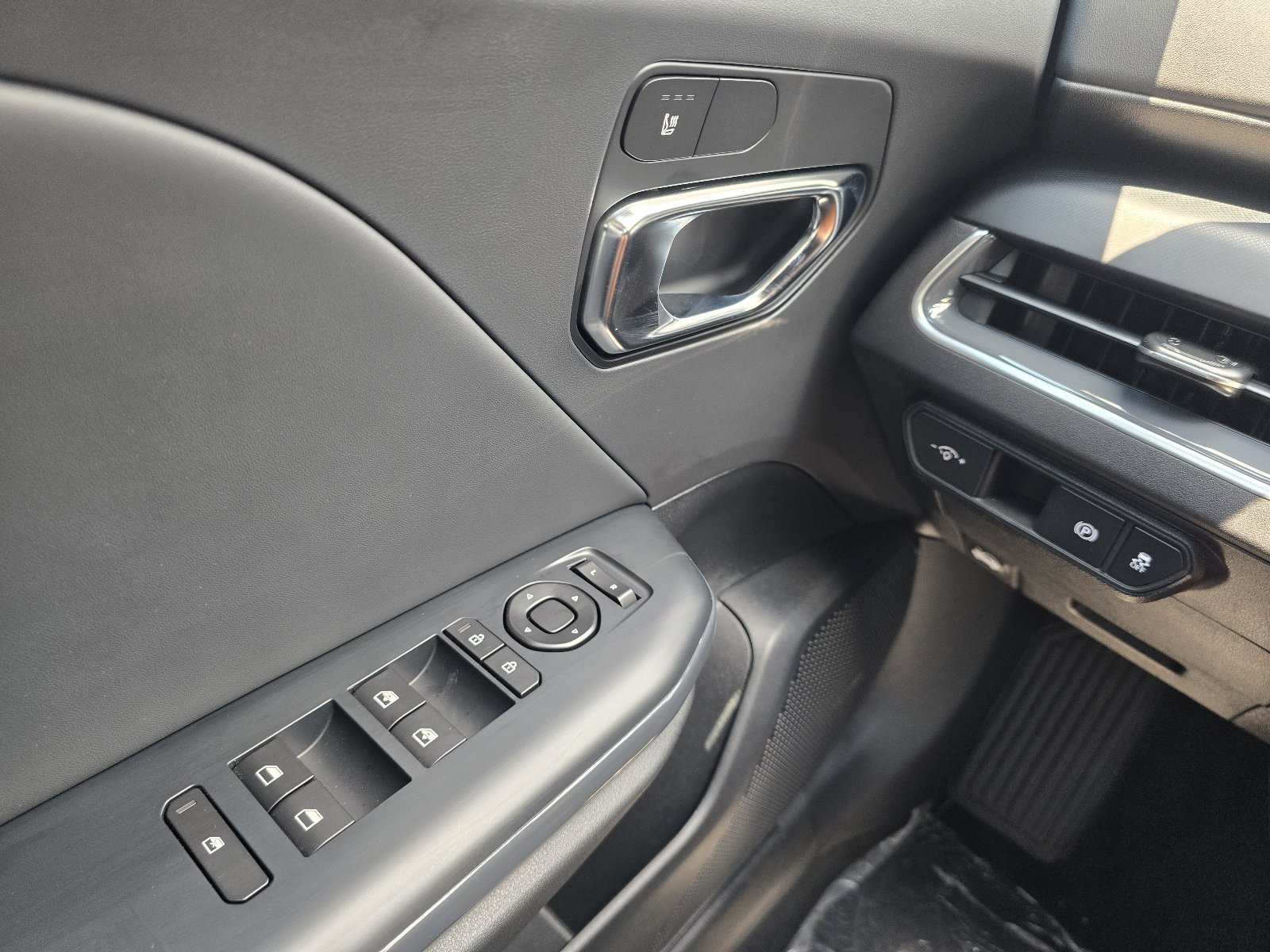 New 2026 Kia K4 EX FWD image 12
