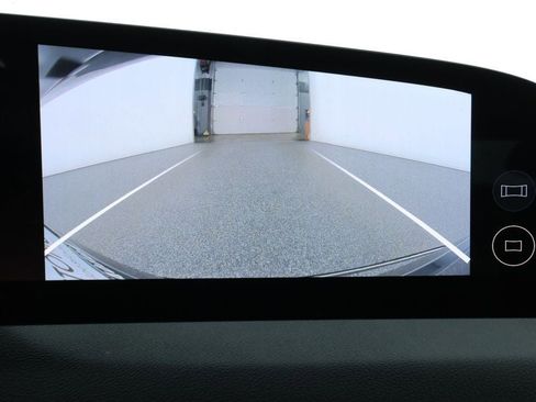 Used 2023 Lucid Air Touring image 17