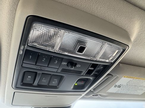 Certified 2023 Toyota 4Runner Limited image 33