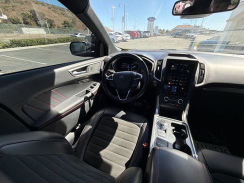 Used 2022 Ford Edge ST-Line AWD/4WD image 7