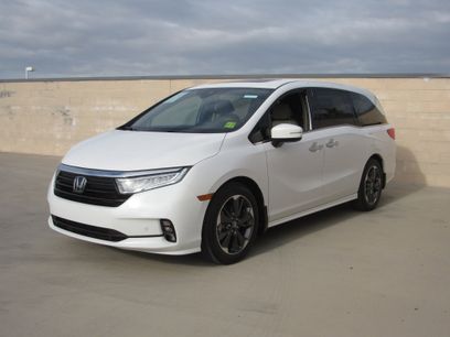 Used 2023 Honda Odyssey Elite