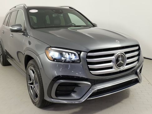 Used 2024 Mercedes-Benz GLS 450 4MATIC w/ AMG Line Exterior image 6